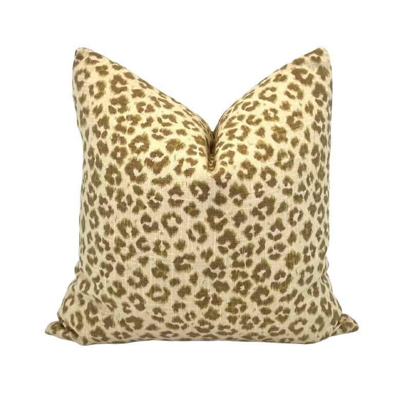 Decorative Pillow Cover in Faux Leopard Skin in Avocoda