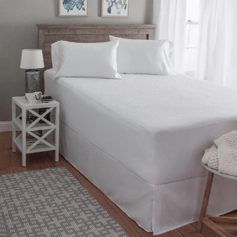 Hanes X-Temp FreshIQ Constant Comfort Waterproof Mattress Protector - White