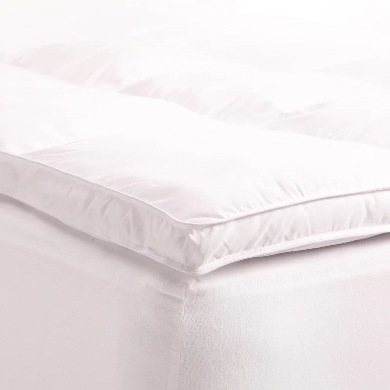 Plush Queen Size Down Alternative Mattress Topper - White