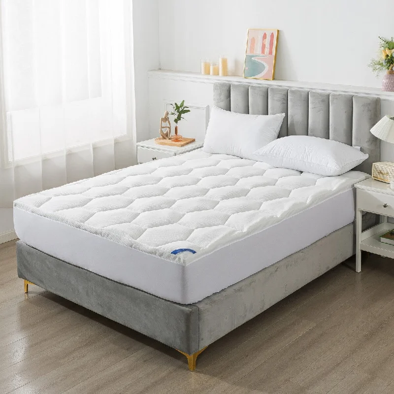 Royal Velvet Honeycomb Soft Knit Mattress Topper - White